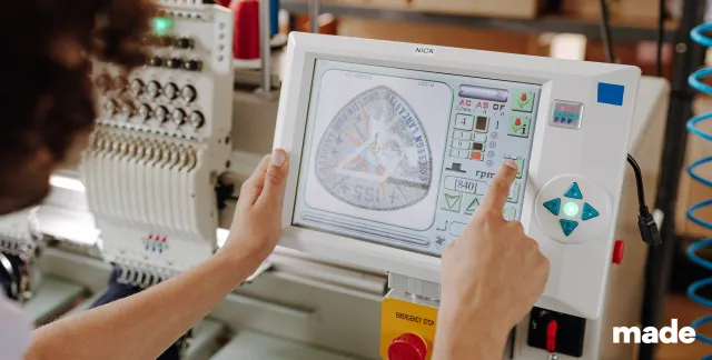 Bild: Berliner Druck- und Stickereifachgeschäft made for brands berät zu Veredelungstechniken