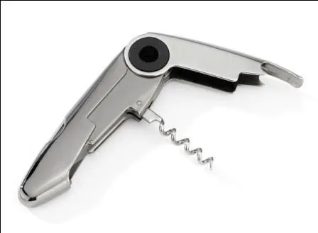 Elegant und luxuriös: das neue Taschenmesser IXON aus der Wein-Accessoires Serie von PEUGEOT Bild: Elegant und luxuriös: das neue Taschenmesser IXON aus der Wein-Accessoires Serie von PEUGEOT