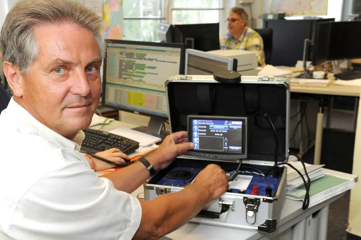 Ulrich Sierpinski, Geschäftsführer der FIXEMER Nord GmbH, setzt auf den CarCube von Trimble / Foto: