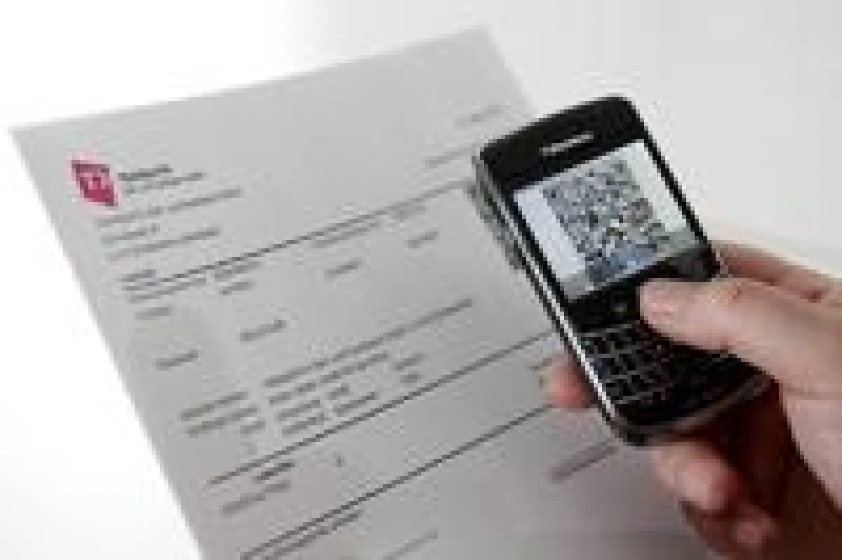 Durch einfaches Fotografieren des QR-Codes sind Verlader und Spediteure jederzeit über den Status einer Sendung informiert.