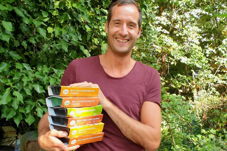 Food-Startup Lunch Vegaz sammelt 2,5 Millionen Euro Investmentkapital für kreative bio-vegane Fertiggerichte Bild: Food-Startup Lunch Vegaz sammelt 2,5 Millionen Euro Investmentkapital für kreative bio-vegane Fertiggerichte