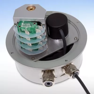 Bild: Schnappschalter von Schaltbau GmbH in Windkraftanlagen im Einsatz