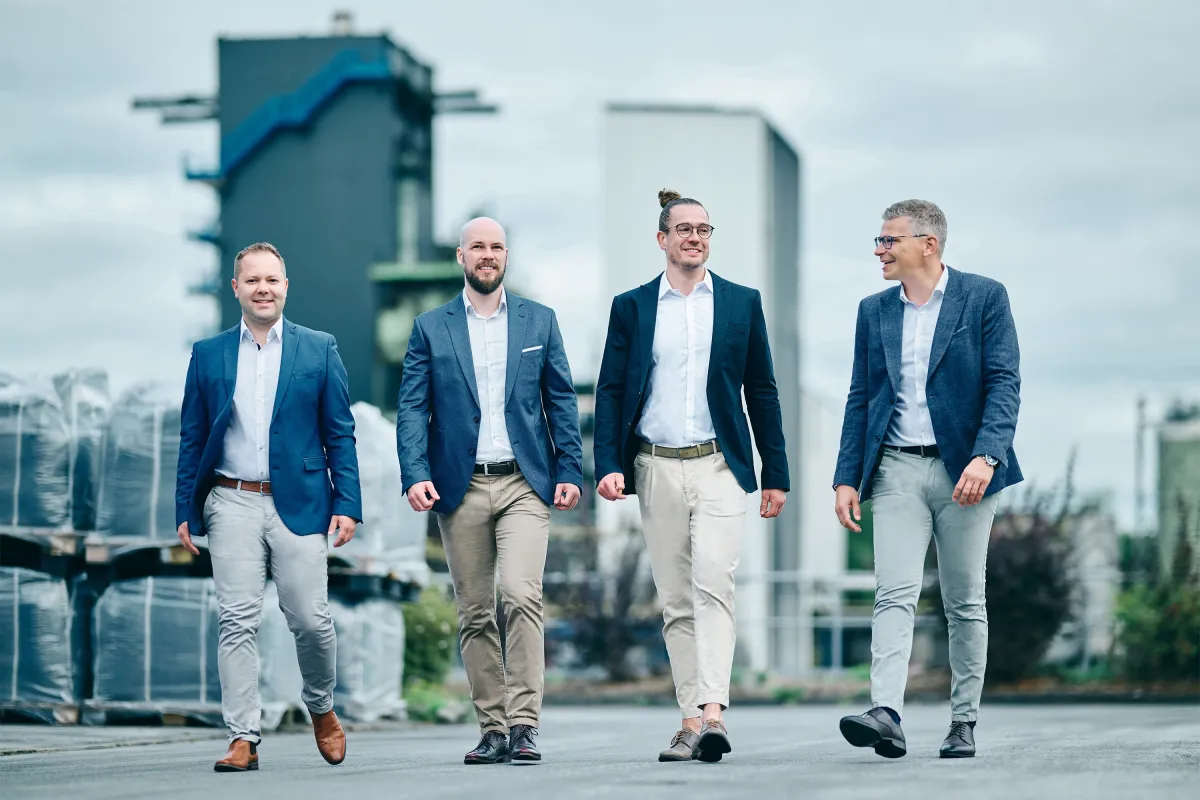 Geschäftsleitung der CarboTech Gruppe: v.l. Daniel Mandau, Sascha Vornweg, Felix Niermann, Daniel Böke (© CarboTech Gruppe)