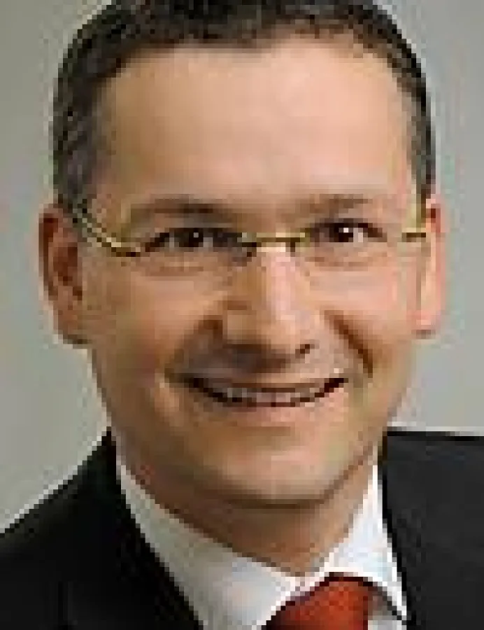 PR plus-Absolvent Christof Schröder hält beim 