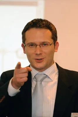 Bild: Neuer Leiter der MID Akademie