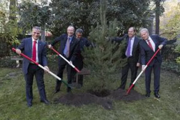 Mitterlehner/Leitl: Millionen-Publikum für Österreich bei EXPO in Mailand: Neue Impulse für Export + Tourismus Bild: Mitterlehner/Leitl: Millionen-Publikum für Österreich bei EXPO in Mailand: Neue Impulse für Export + Tourismus