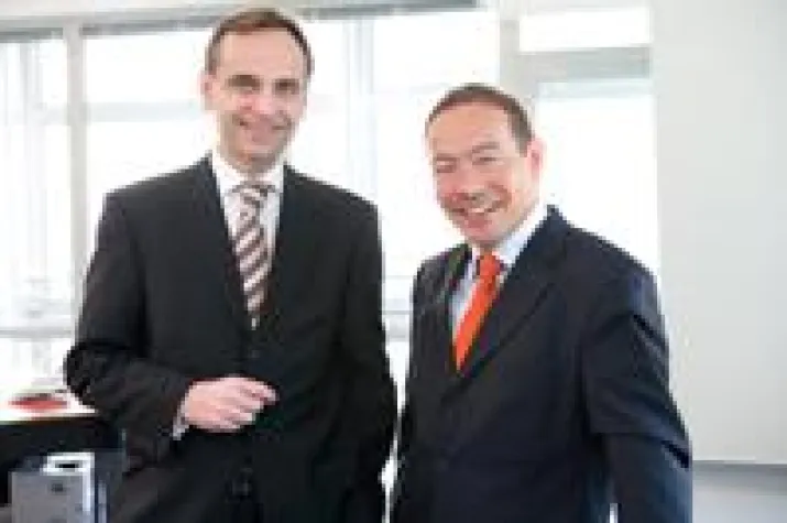 Ohne Turbulenzen in der Cloud schweben Bild: Ohne Turbulenzen in der Cloud schweben