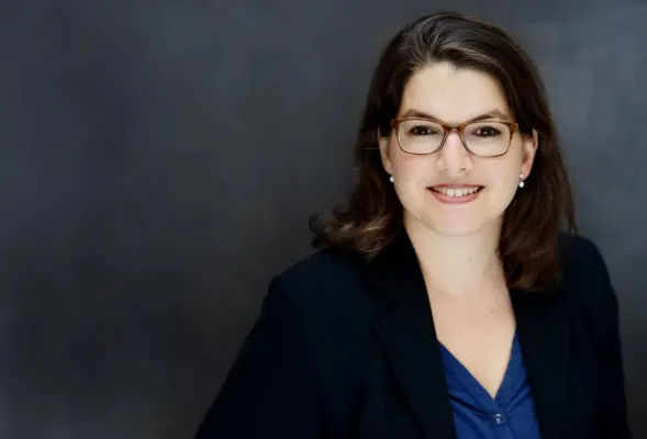 Bild: Yael Rabinovici: Neue PR-Leitung beim Häfft-Verlag