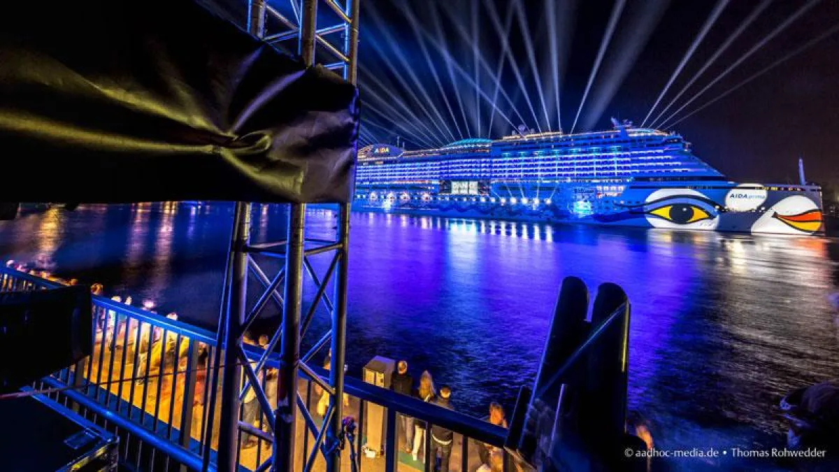Schiffstaufe der AIDAprima im Hamburger Hafen (Foto: aadhoc-media • Thomas Rohwedder)