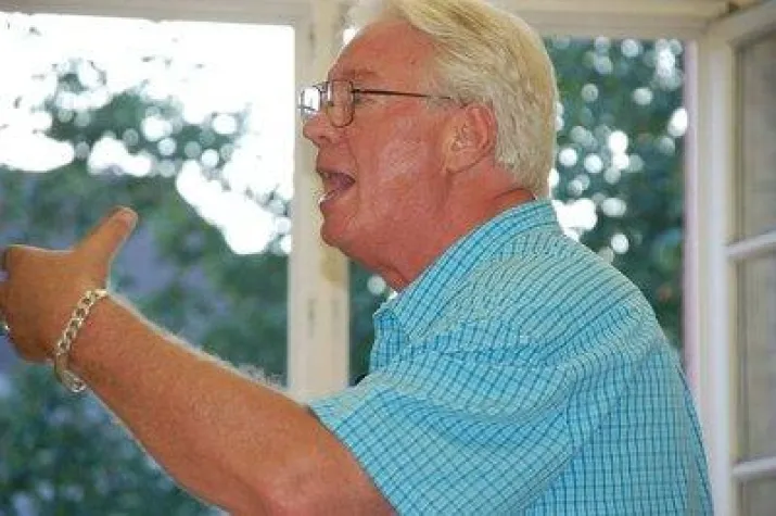 Bild: Professor Tibor R. Machan (USA) spricht über Menschenrechte in Deutschland