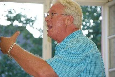 Bild: Professor Tibor R. Machan (USA) spricht über Menschenrechte in Deutschland