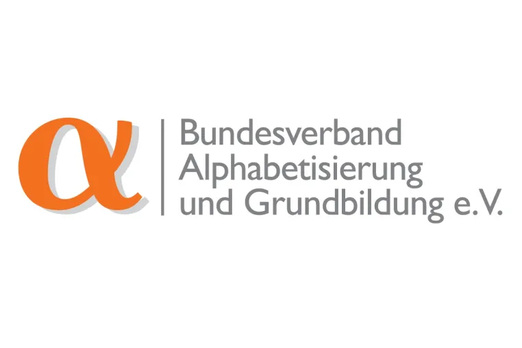 Bild: Bundesverband: Jetzt gesicherte Strukturen für Alphabetisierung und Grundbildung in Deutschland schaffen.