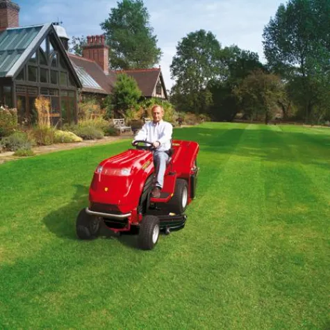 Englischer Rasen leicht gemacht Bild: Englischer Rasen leicht gemacht