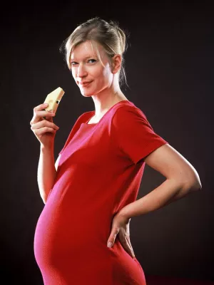 Bild: Expertentipp Juli: Was versteht man unter Rohmilchkäse und was muss beim Verzehr beachtet werden?