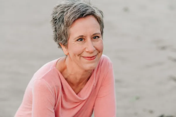 „Rock Your Beast“ – Der neue Roman von Wiebke Wimmer über den Neubeginn einer Musikerin nach der Coronazeit Bild: „Rock Your Beast“ – Der neue Roman von Wiebke Wimmer über den Neubeginn einer Musikerin nach der Coronazeit