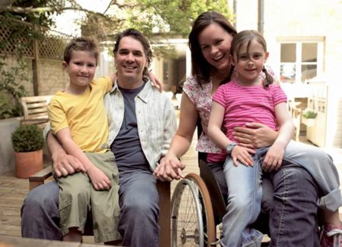 (Foto: DMSG Landesverband Hessen e. V.) Kinder von MS-Patienten leiden oft unter der Krankheit ihrer Eltern. Das A und O ist der offene Umgang mit dem Thema MS in der Familie sowie im Bekanntenkreis.