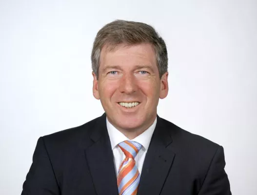 Bild: DQS auditiert mit Logistik-Know-how – Competence Center Logistics gegründet