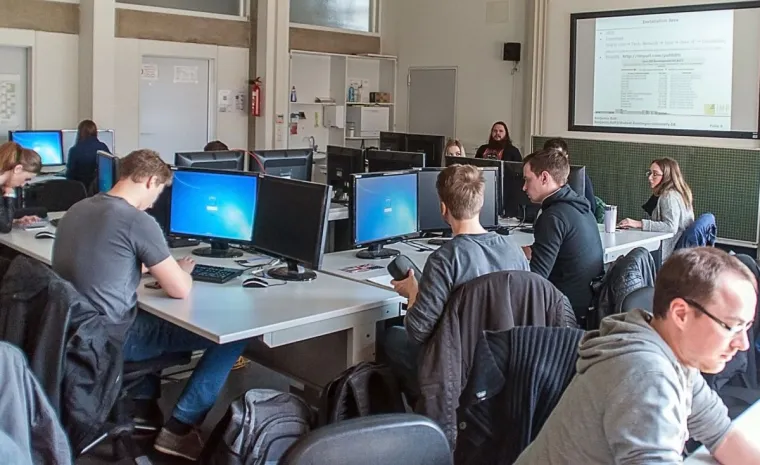 Cloud- und Hostinganbieter unterstützt Informatik an der Hochschule Reutlingen Bild: Cloud- und Hostinganbieter unterstützt Informatik an der Hochschule Reutlingen