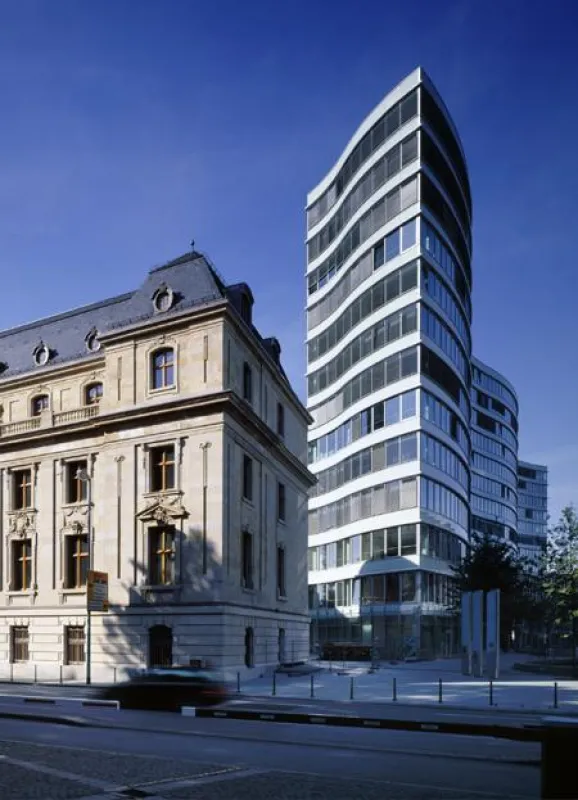 Foto: DIE WELLE, FFM - Standort, Serviceangebot und Ambiente haben überzeugt - DIE WELLE kann einen weiteren Mietabschluss vermelden. Die Lohnbach Investment Partners GmbH hat sich für eine attraktive
