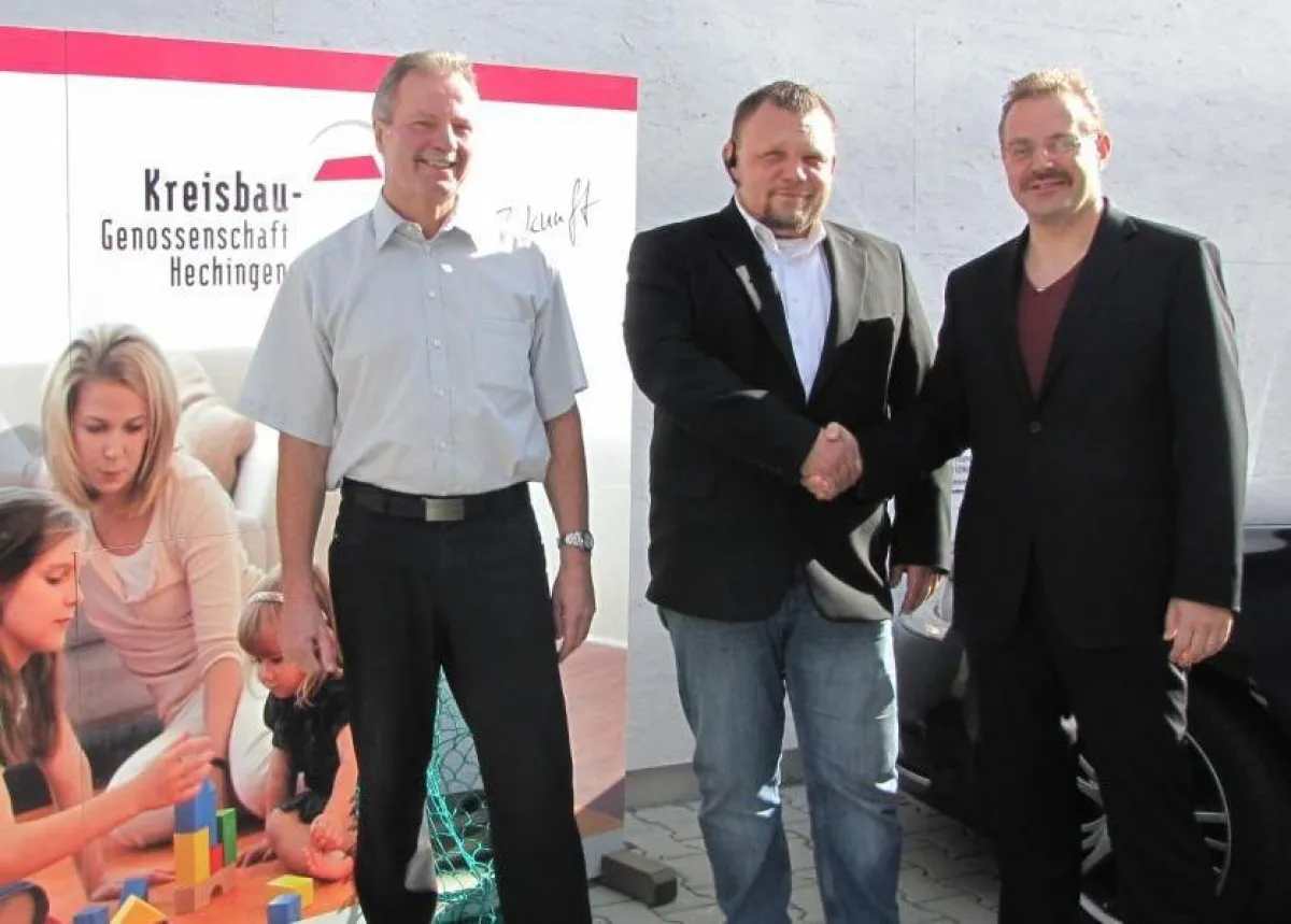 Die Prokuristen Walter Lamparth und Bernd Golombiovsky mit dem Geschäftsführer Jens Kirschner