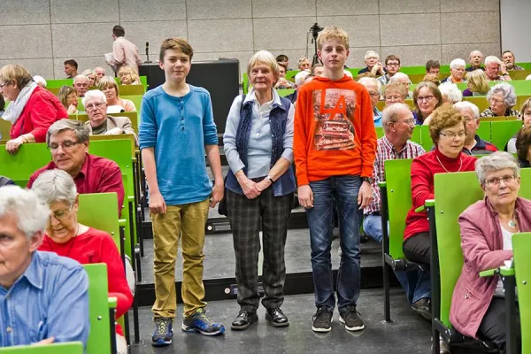 Bild: Thema „Facebook-Demokratie“ vereint alle Altersklassen im Wernigeröder AudiMax