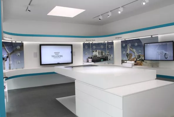 Bild: Trelleborg Sealing Solutions Germany GmbH, Stuttgart: Showroom mit smarter Präsentationsumgebung