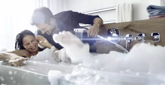 Bild: Badeinrichtung bei Frau und Mann: Mehr als eine Frage des Geschmacks