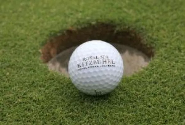 Bild: Royal Spa Kitzbühel Hotel: Golfspieler im Fokus