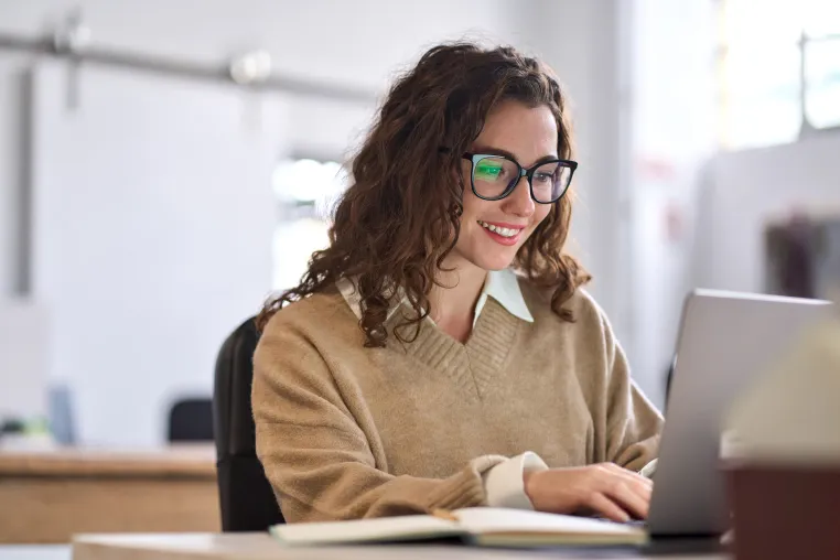 Bild: Fachkräftemangel muss nicht sein! Upskilling und Reskilling zur Qualifizierung der eigenen Mitarbeiter