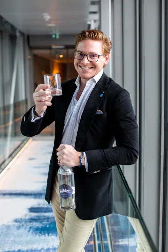 Bild: Weltweite Partnerschaft: Luxus-Verlag Opus & Hallstein Water   