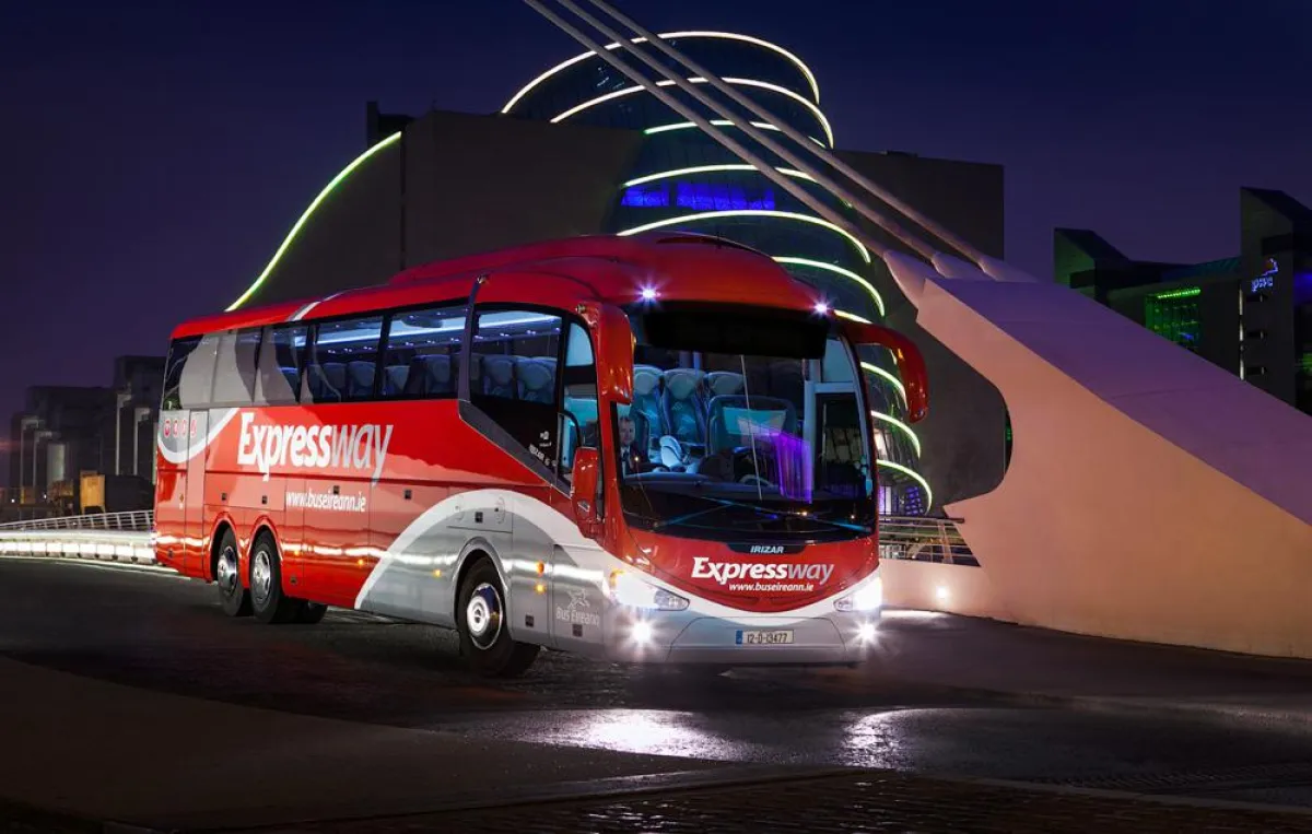 Für die Disposition seiner mehr als 1.300 Fahrer verwendet Bus Éireann das System IVU.crew der IVU T