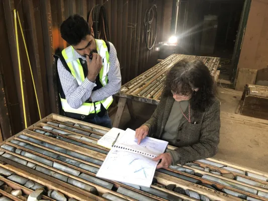 Bild: Golden Cariboo: Mächtige, oberflächennahe Goldvererzung ausgeweitet