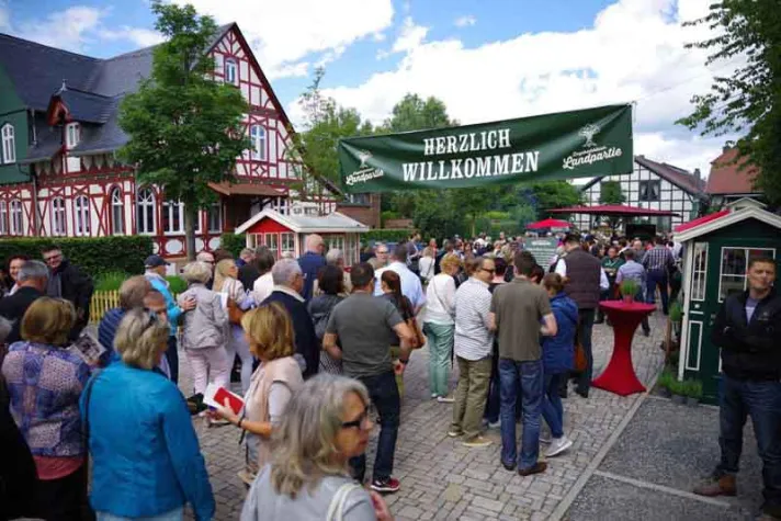 Henssler, Lichter & Co. auf dem Hofgut Dagobertshausen Bild: Henssler, Lichter & Co. auf dem Hofgut Dagobertshausen