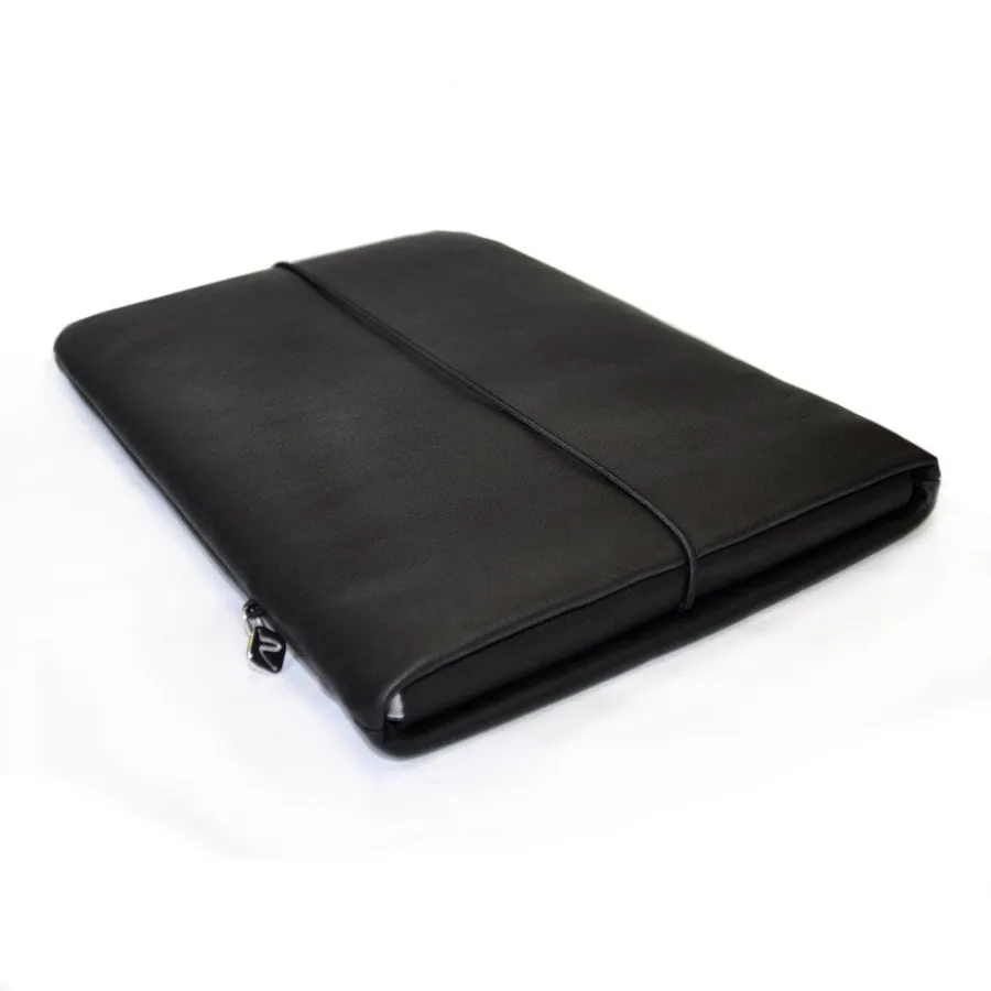 Notebook Skin aus schwarzem Leder