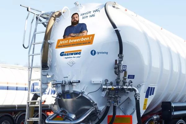 GREIWING zeigt mit ungewöhnlicher Personal-Kampagne Gesicht Bild: GREIWING zeigt mit ungewöhnlicher Personal-Kampagne Gesicht