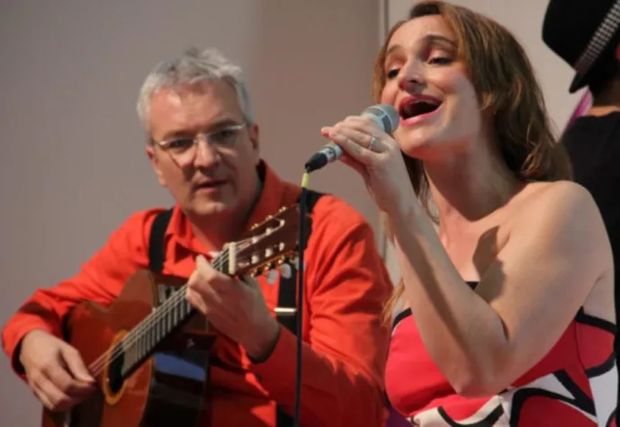 Bild: ¡Feliz Navidad! Die Vorweihnachtszeit in neuen Farben erleben!