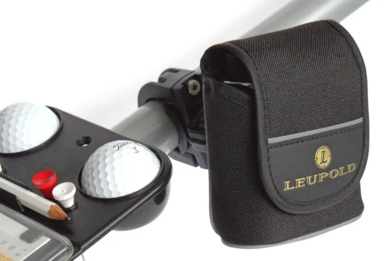 Bild: dublisGolf 08/11: CaddieCaseSystem das innovative Trolley Haltesystem für Leupold GX® Golf Entfernungsmesser