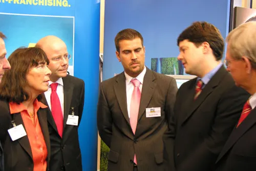 Bild: franchise-net GmbH auf der START-Messe in Essen äußerst erfolgreich