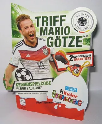 Bild: 4er Pack - EM 2016 - Triff Mario Götze - Fan Spielzeug im Überraschungsei