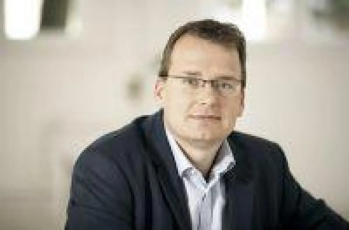 Olaf Hinz plädiert für Führung in gleichrangigen Teams