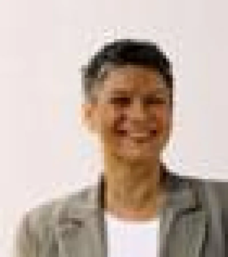 Ansprechpartnerin: Karin Scherer