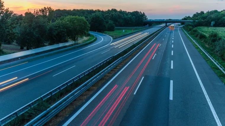 Sammelguttransporte in die Ukraine: Effiziente Teilladungen für reibungslosen Warenverkehr Bild: Sammelguttransporte in die Ukraine: Effiziente Teilladungen für reibungslosen Warenverkehr