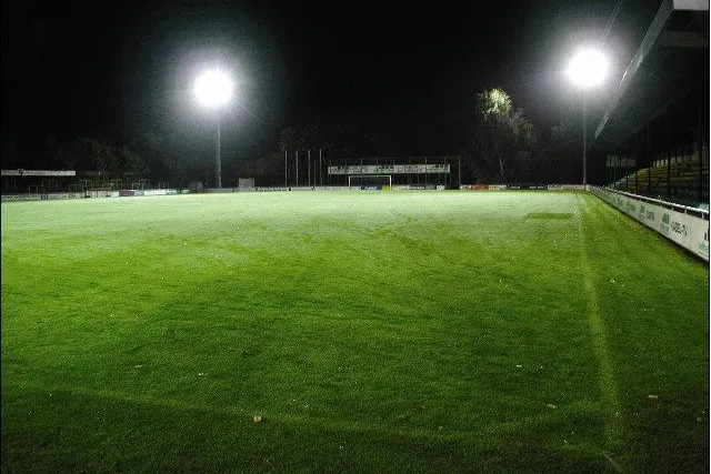 Bild: ARENA- Flutlichtleasing