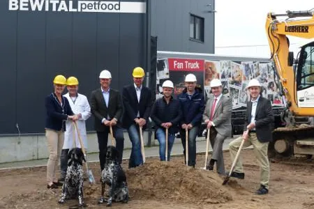 Erster Spatenstich für Millionen-Investition Bild: Erster Spatenstich für Millionen-Investition