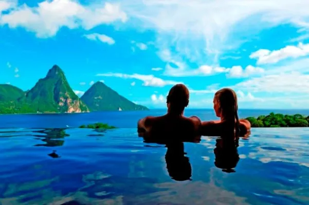 Bild: Am 10.10.10 heiraten & 10 Mal kostenlos genießen - „Romantik x 10“-Special im Anse Chastanet & Jade Mountain