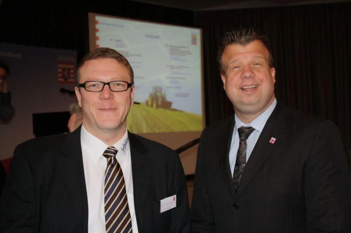 Ralf Brinkman Sylphen und Regierungspräsident Dr.Lars Witteck