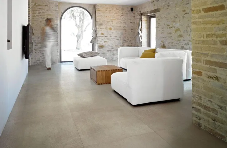 Bild: Fliesen-Trends bei SIGMUND: Auch im Wohnbereich halten Fliesen Einzug