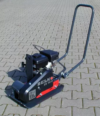 Bild: Briggs & Stratton Vanguard treibt neue Rüttelplatte SV10V von Delko an