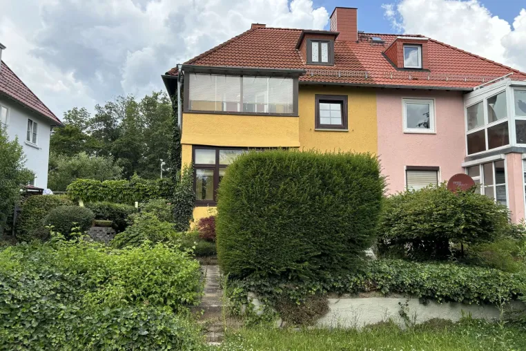 Bild: ImmoPolis vermittelt erfolgreich sanierungsbedürftiges Traumhaus in Erfurt-Hochheim