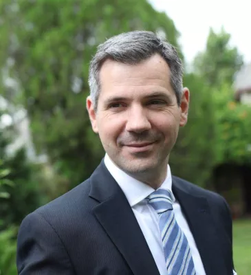 Bild: Roland Szeremlei neuer General Manager des Park Inn by Radisson Frankfurt Airport